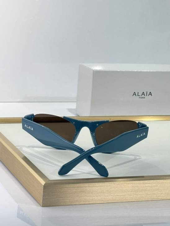 Picture of Alaia Sunglasses _SKUfw77836579fw